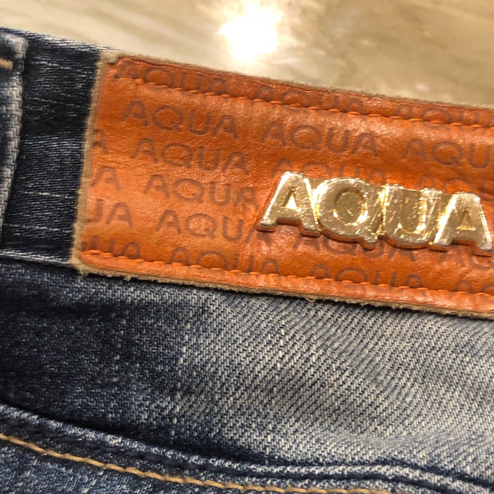Aqua brand jean shorts - Picture 4 of 6